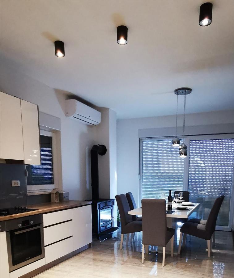 Cozy Comfortable Flat - Beautifull Panoramic View Макарска Екстериор снимка